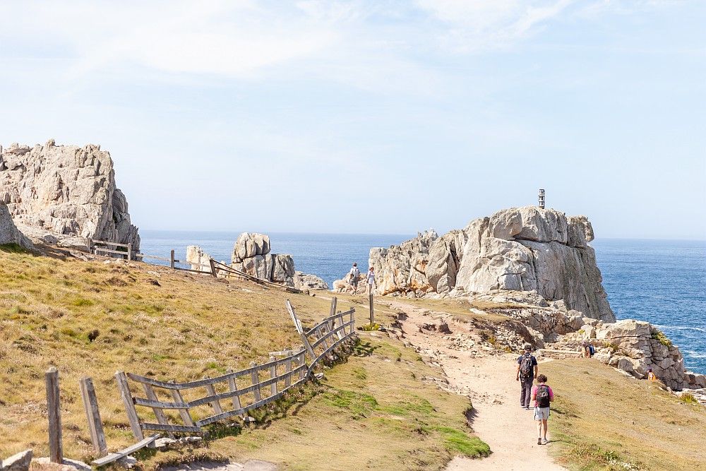 Agence de voyages séjours et randonnées organisés GR n De Portsall à Brest le