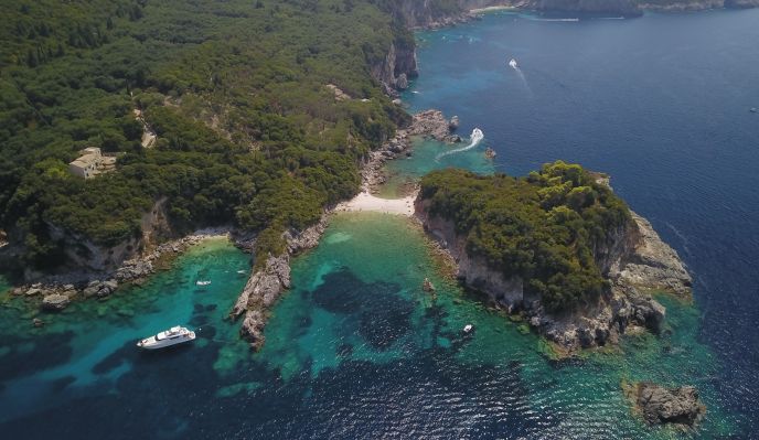 Les îles ioniennes de Corfou et Paxos