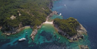Les îles ioniennes de Corfou et Paxos