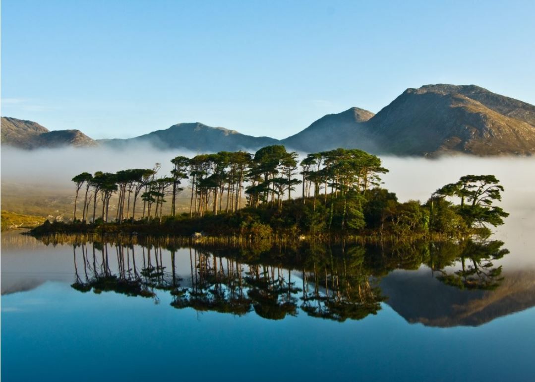 Agence de voyages - séjours et randonnées organisés - Lacs et montagnes du  Connemara - Compagnie des Sentiers Maritimes