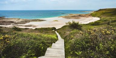Les randonnées incontournables de la côte d’Émeraude