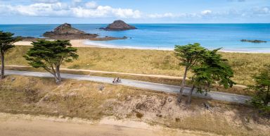 GR34 n°01 - De Granville à Saint-Malo : Mont Saint-Michel et côte d'Émeraude