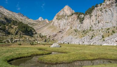 Rando yoga à Besnaque, au pied de l'Aneto