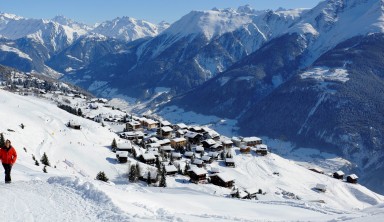 Aletsch, sanctuaire des glaciers en Suisse (raquette)
