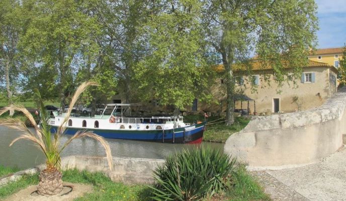 Le canal du Midi : de Toulouse à la mer Le canal du Midi : de Toulouse à la mer